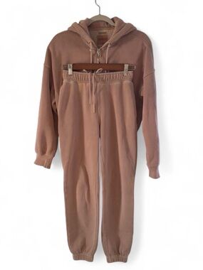 A&F Garment Dyed Hoodie & Sweats Set